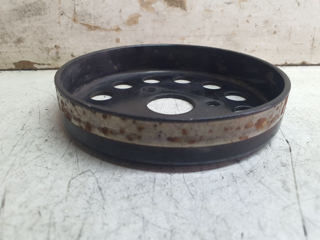 bontott TOYOTA PRIUS Vízpumpa Szíjtárcsa