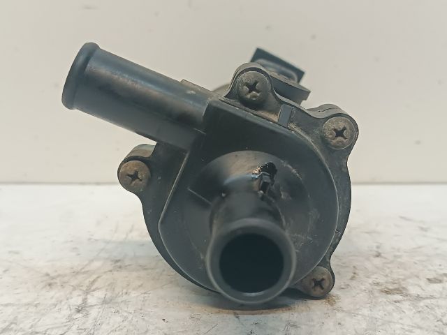 bontott TOYOTA PRIUS Vízpumpa