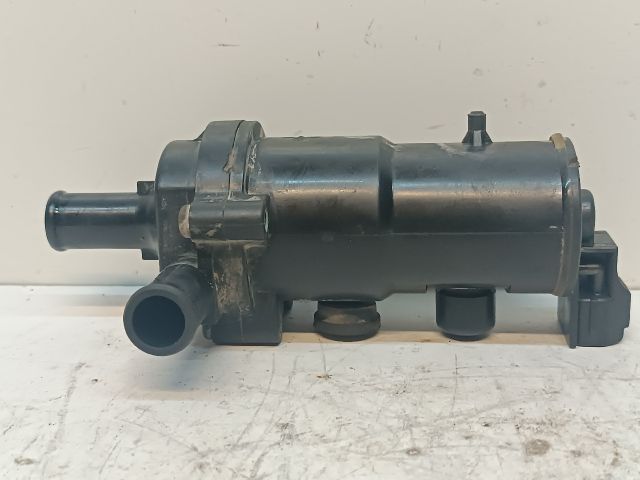 bontott TOYOTA PRIUS Vízpumpa