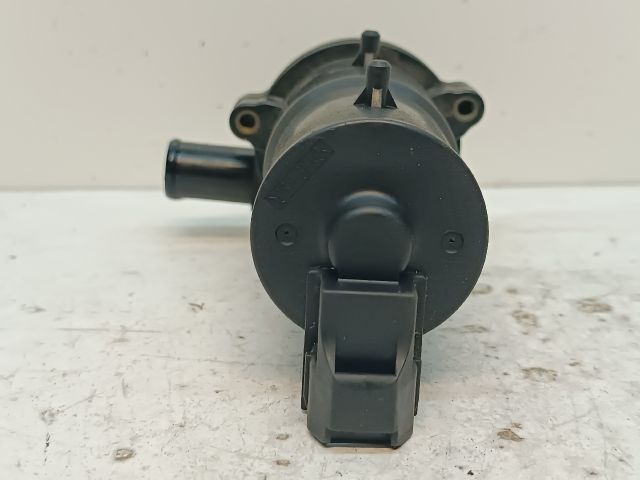 bontott TOYOTA PRIUS Vízpumpa