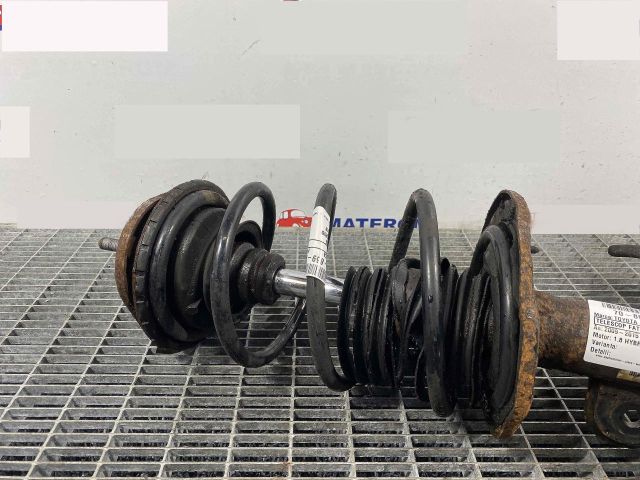 bontott TOYOTA PRIUS Első Rugó