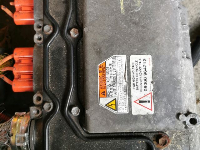 bontott TOYOTA PRIUS Hybrid Inverter