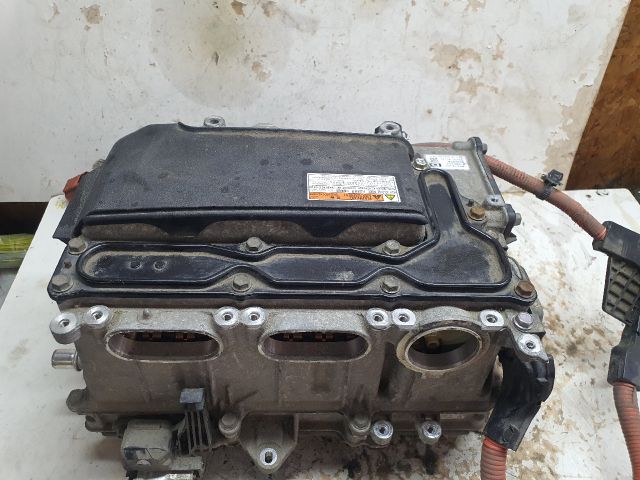 bontott TOYOTA PRIUS Hybrid Inverter