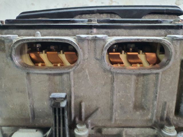 bontott TOYOTA PRIUS Hybrid Inverter