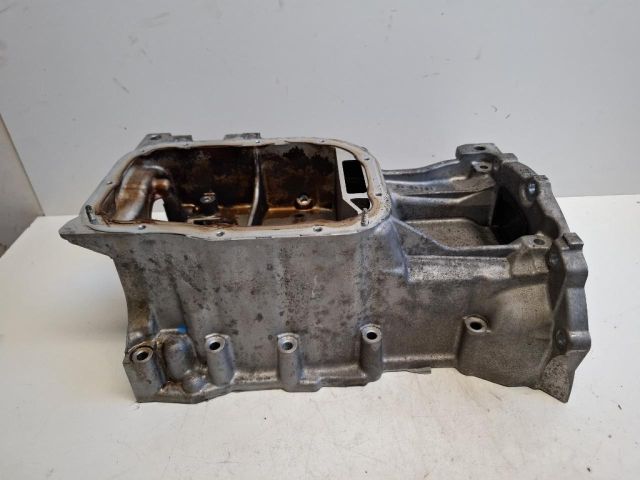 bontott TOYOTA PRIUS Olajteknő