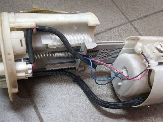 bontott TOYOTA PRIUS Üzemanyag Szivattyú