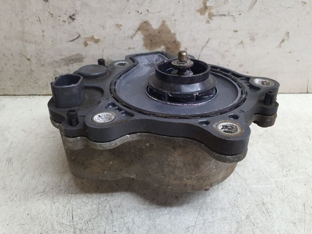 bontott TOYOTA PRIUS Vízpumpa