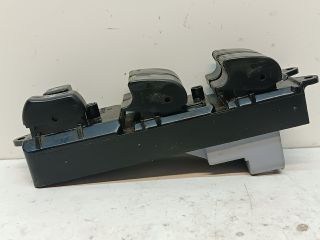 bontott TOYOTA PRIUS Ablakemelő Kapcsoló Négyes / Kettes