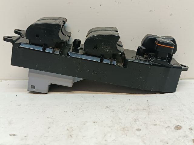 bontott TOYOTA PRIUS Ablakemelő Kapcsoló Négyes / Kettes