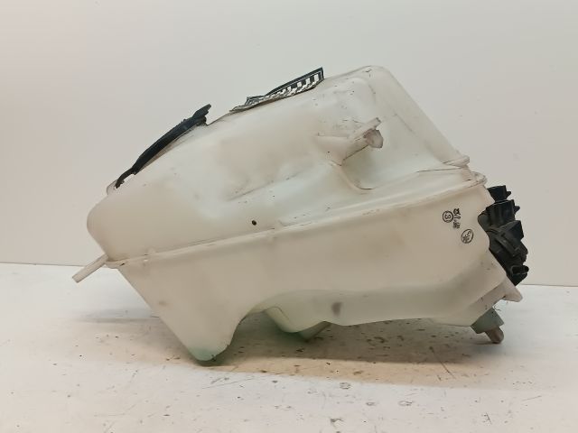 bontott TOYOTA PRIUS Ablakmosó Tartály