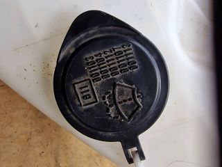 bontott TOYOTA PRIUS Ablakmosó Tartály