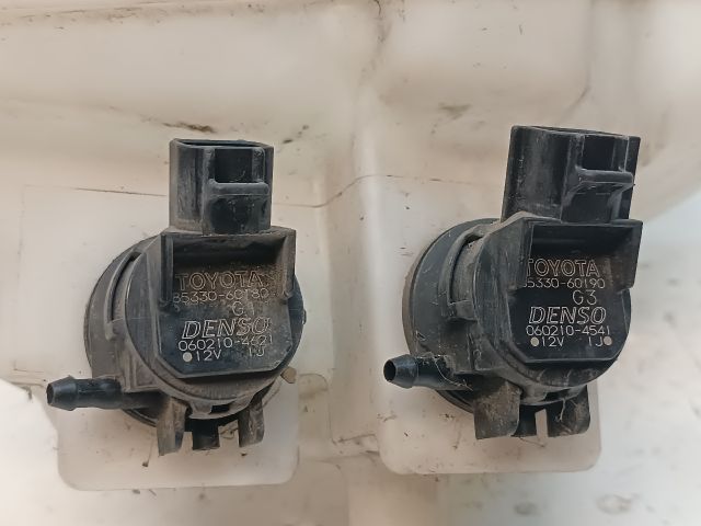 bontott TOYOTA PRIUS Ablakmosó Tartály