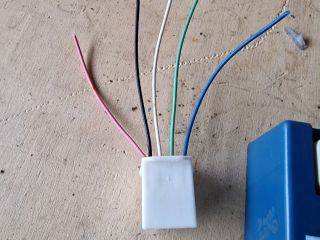 bontott TOYOTA PRIUS Ablaktörlő Relé