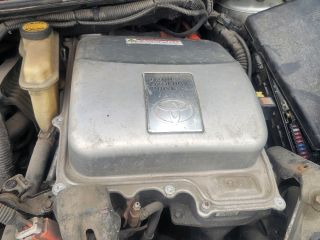 bontott TOYOTA PRIUS AC/DC Inverter 230V
