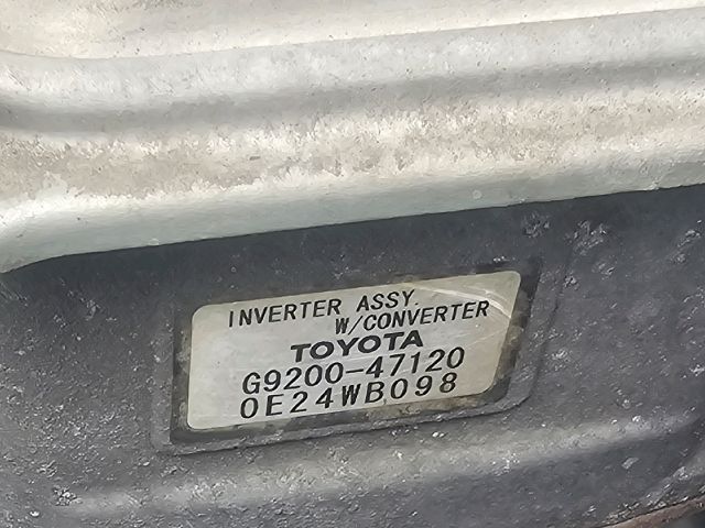 bontott TOYOTA PRIUS AC/DC Inverter 230V