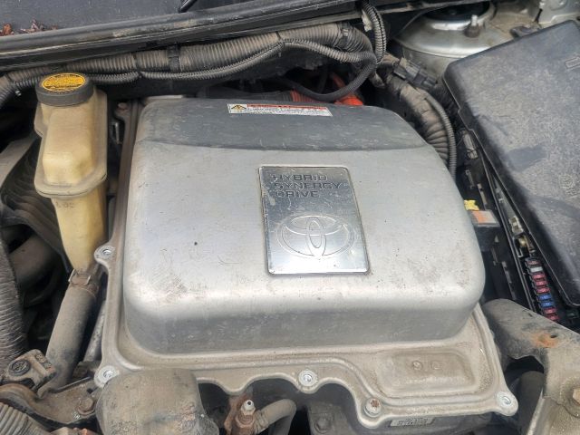 bontott TOYOTA PRIUS AC/DC Inverter 230V