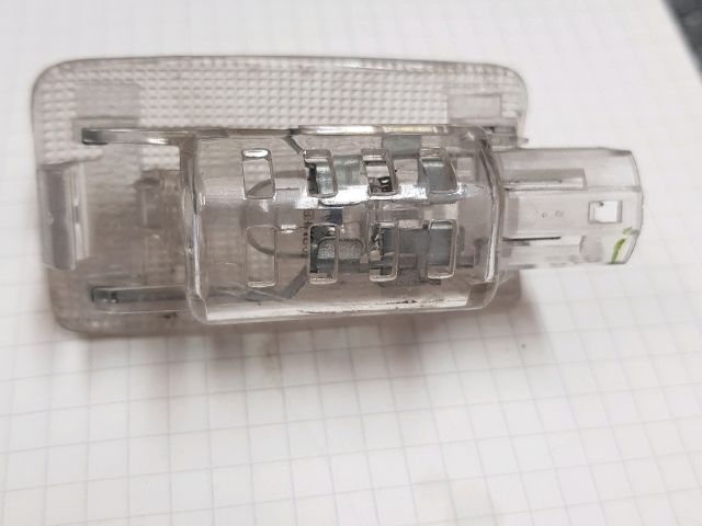 bontott TOYOTA PRIUS Ajtó Világítás