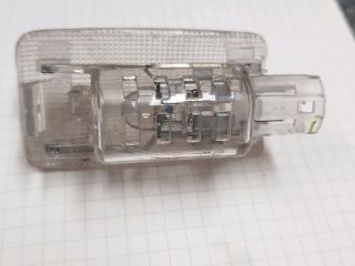 bontott TOYOTA PRIUS Ajtó Világítás