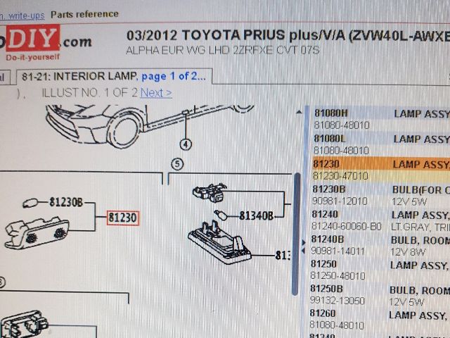 bontott TOYOTA PRIUS Ajtó Világítás
