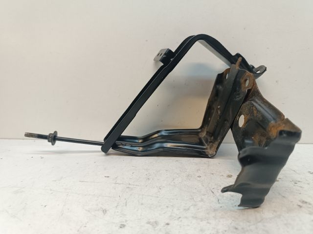 bontott TOYOTA PRIUS Akkumulátor Leszorító