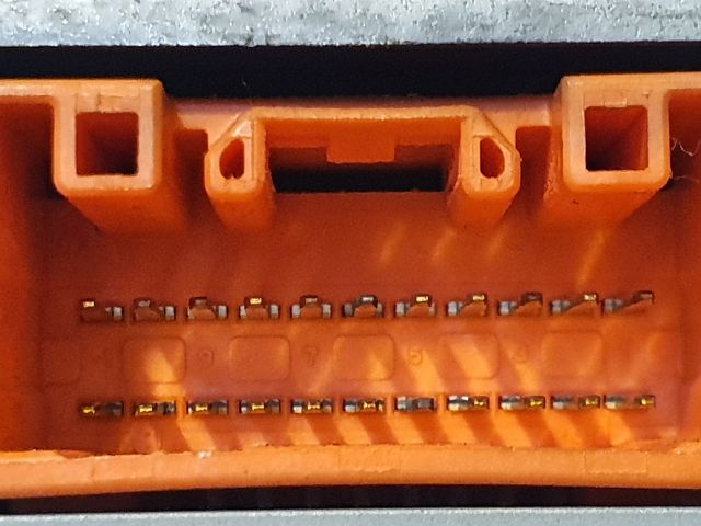 bontott TOYOTA PRIUS Akkumulátor Vezérlő Panel