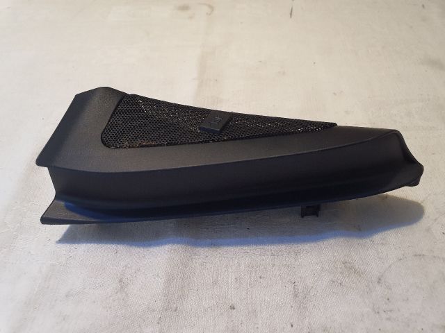 bontott TOYOTA PRIUS Bal A Oszlop Hangszóró Burkolat