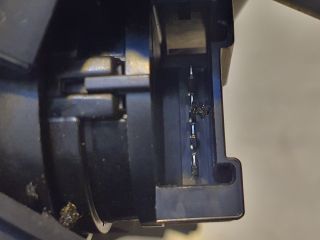 bontott TOYOTA PRIUS Bal A Oszlop Hangszóró Burkolat