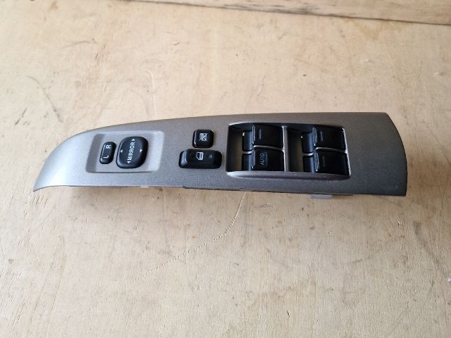 bontott TOYOTA PRIUS Bal első Ablakemelő Kapcsoló