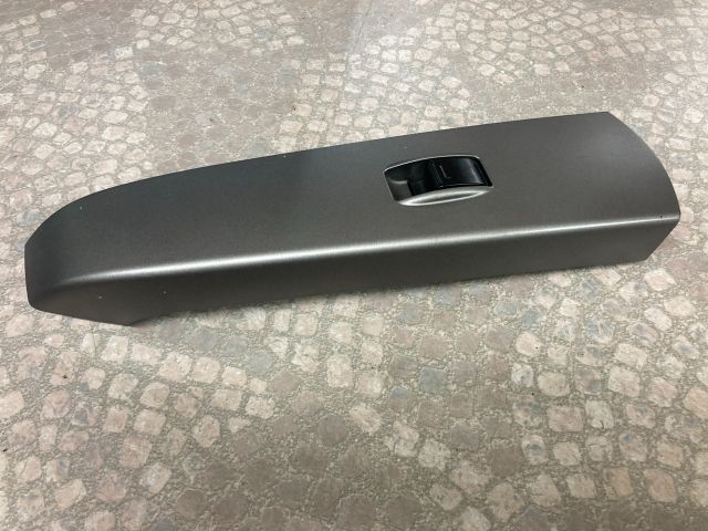 bontott TOYOTA PRIUS Bal első Ablakemelő Kapcsoló