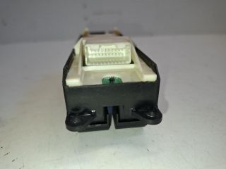 bontott TOYOTA PRIUS Bal első Ablakemelő Kapcsoló