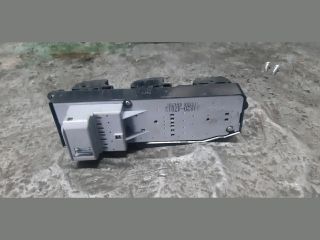 bontott TOYOTA PRIUS Bal első Ablakemelő Kapcsoló