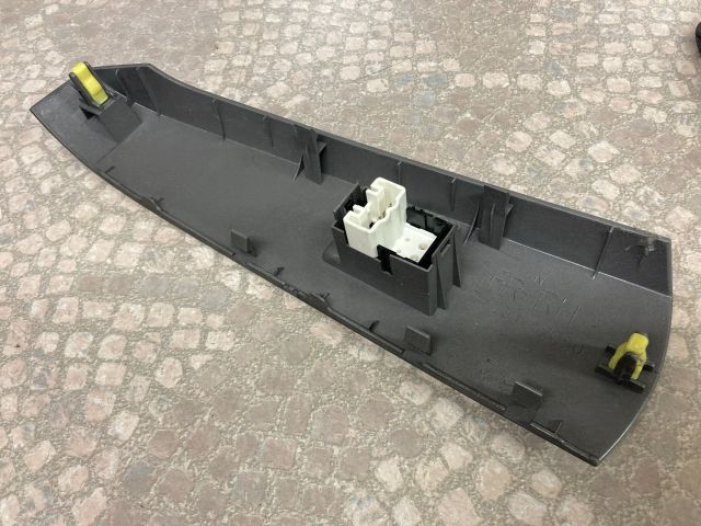 bontott TOYOTA PRIUS Bal első Ablakemelő Kapcsoló