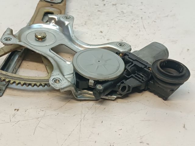 bontott TOYOTA PRIUS Bal első Ablakemelő Motor