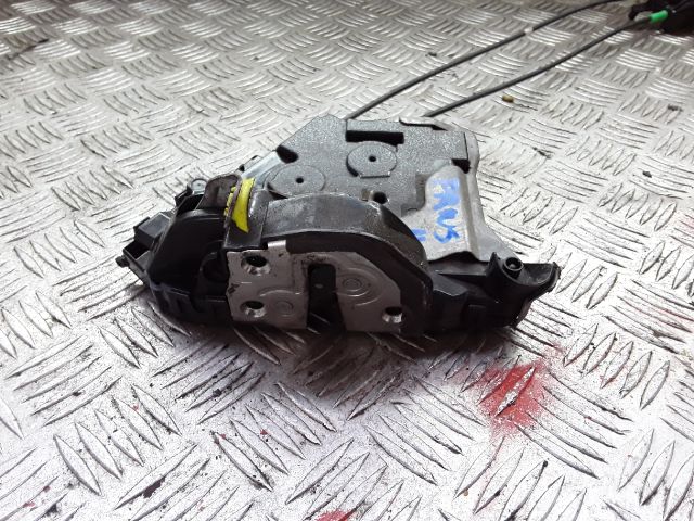 bontott TOYOTA PRIUS Bal első Ajtózár