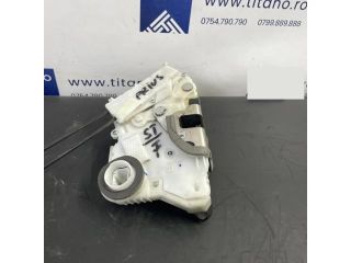 bontott TOYOTA PRIUS Bal első Ajtózár