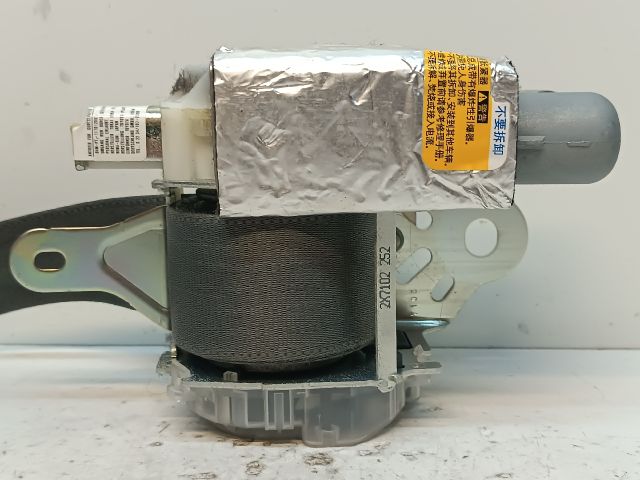 bontott TOYOTA PRIUS Bal első Biztonsági Öv