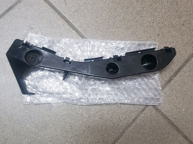 bontott TOYOTA PRIUS Bal első Lökhárító Tartó (Műanyag)