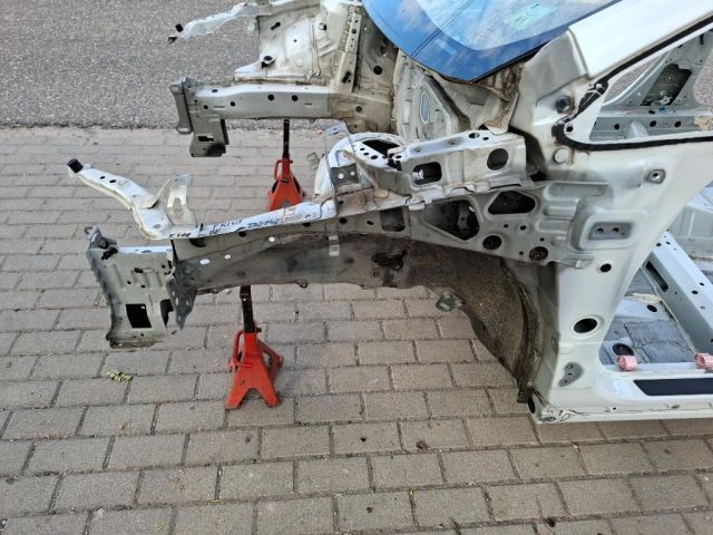 bontott TOYOTA PRIUS Bal első Negyed Karosszéria Csomag