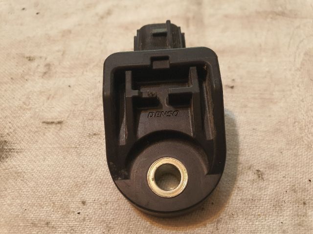 bontott TOYOTA PRIUS Bal első Oldal Ütközés Érzékelő