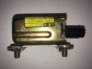 bontott TOYOTA PRIUS Bal első Oldal Ütközés Érzékelő