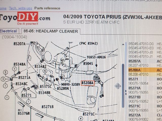 bontott TOYOTA PRIUS Bal Fényszórómosó Fúvóka