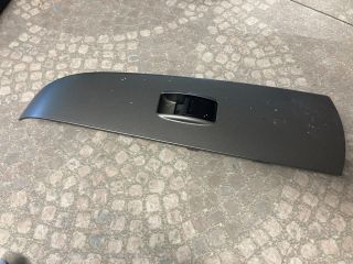 bontott TOYOTA PRIUS Bal hátsó Ablakemelő Kapcsoló