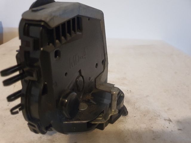 bontott TOYOTA PRIUS Bal hátsó Ajtózár