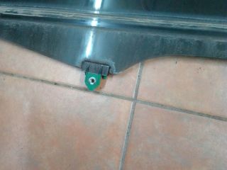 bontott TOYOTA PRIUS Bal hátsó Fixüveg (Ajtóban)