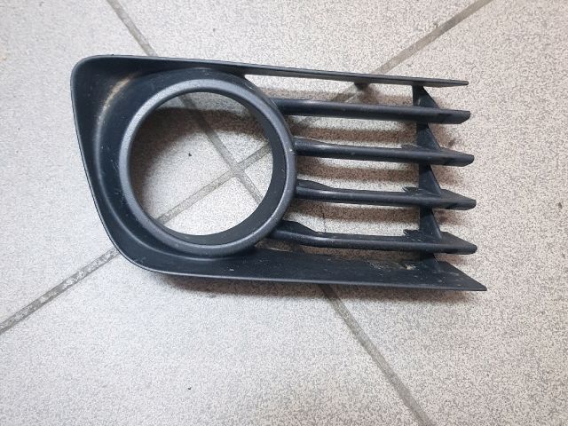 bontott TOYOTA PRIUS Bal Ködfényszóró Lámpakeret