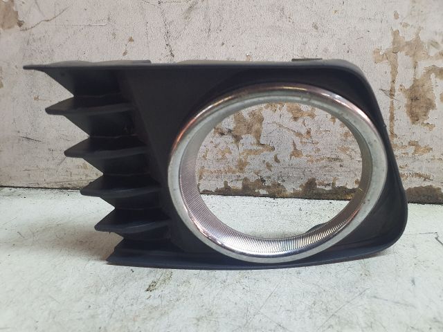 bontott TOYOTA PRIUS Bal Ködfényszóró Lámpakeret