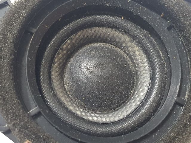 bontott TOYOTA PRIUS Bal Műszerfal Hangszóró