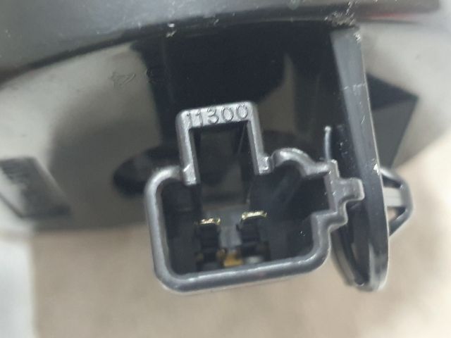 bontott TOYOTA PRIUS Bal Műszerfal Hangszóró