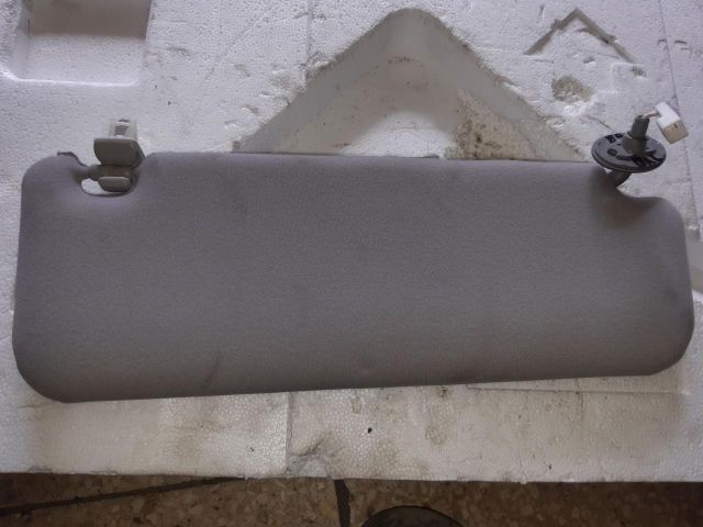 bontott TOYOTA PRIUS Bal Napellenző