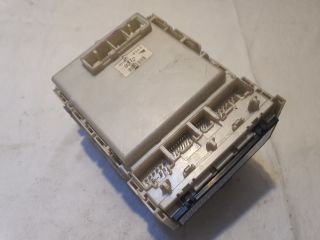 bontott TOYOTA PRIUS Biztosítéktábla Utastér